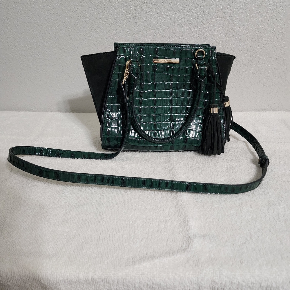 Mini Priscilla Emerald Moore